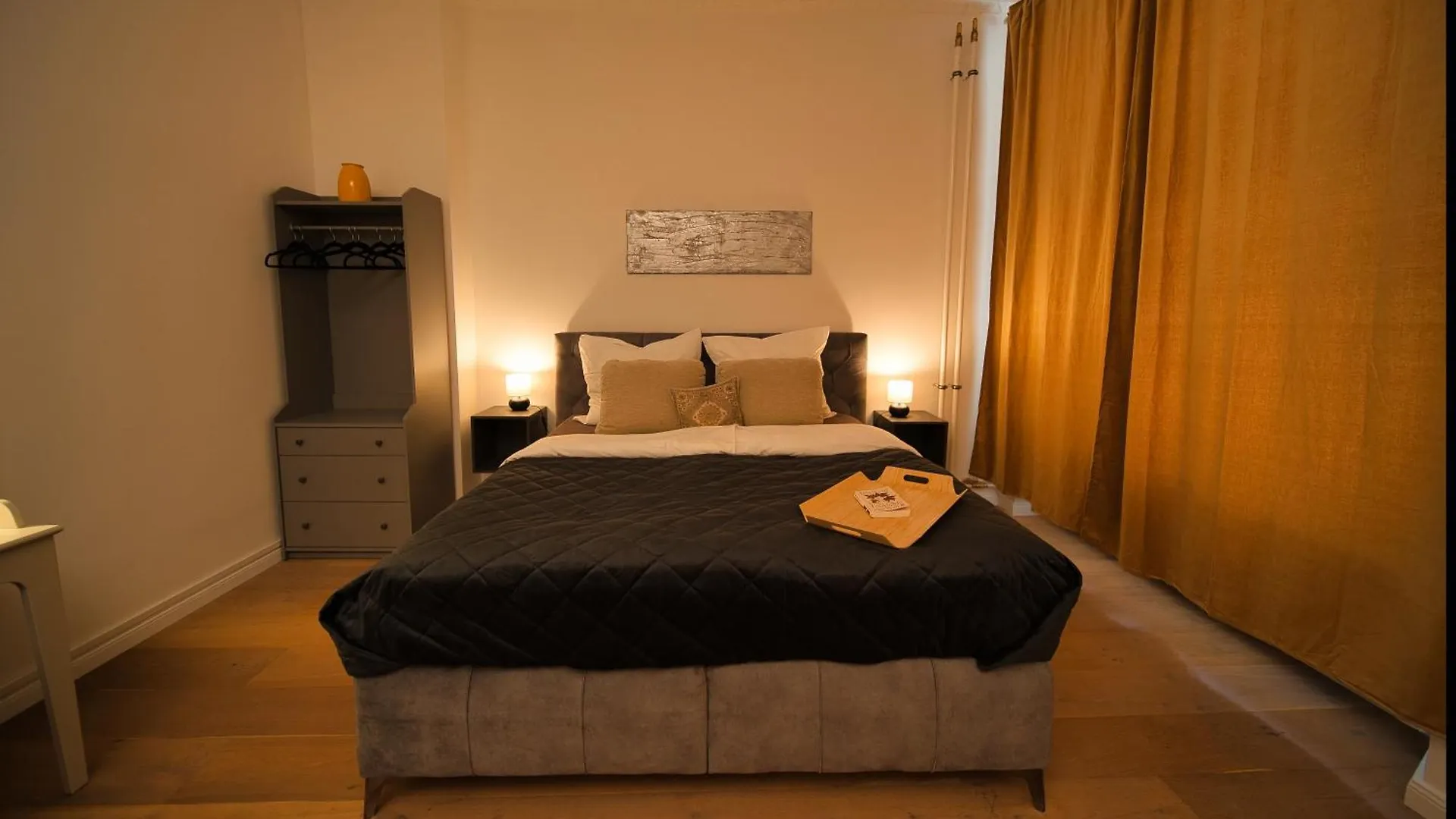 Loftly Kant99 - Zentral - 90M2 - Self Check-In - 300 Mbit Berlin Németország